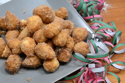 Unser Rezept für leckere Mutzemandeln aus dem Dutch Oven