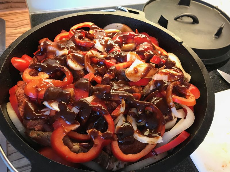 Outdoor Cooking mit Dutch Ovens von theBBQshop.de