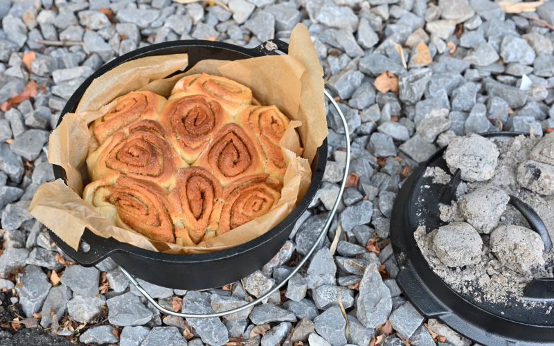 Dutch Ovens eignen sich zum Kochen und Backen